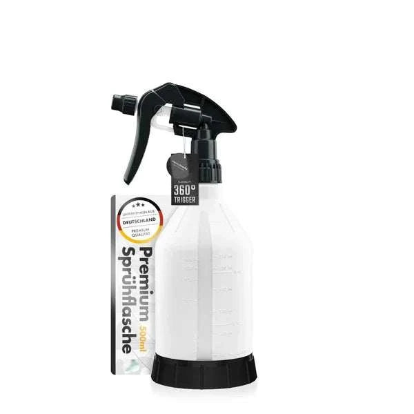 chemicalworkz boca s raspršivačem bijela je HDPE boca od 500 ml s crnim 360° raspršivačem, skalom i crnom bazom.